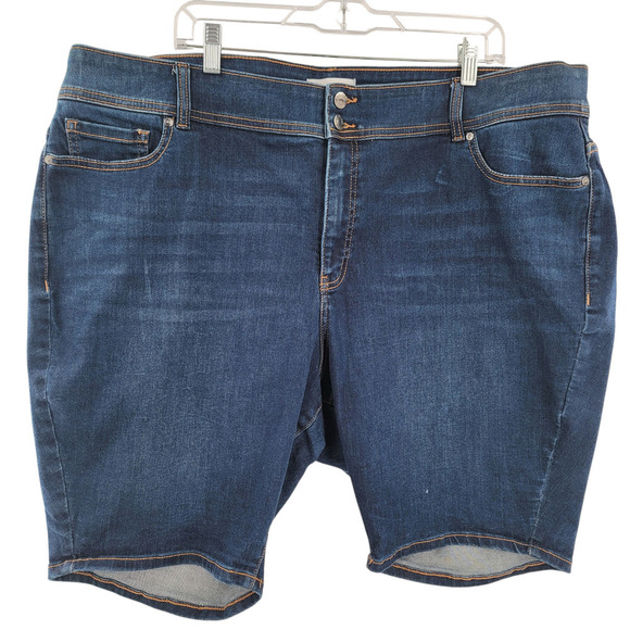Lane Bryant Tighter Tummy High-Rise Bermuda Denim Short Size 26 PLUS - Picture 4 of 9